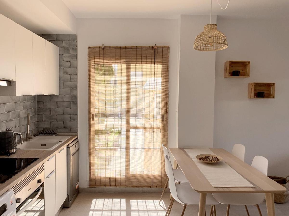 شقة Marinas Sol - Tu Hogar Con Jardin Privado! مْبيرا المظهر الخارجي الصورة
